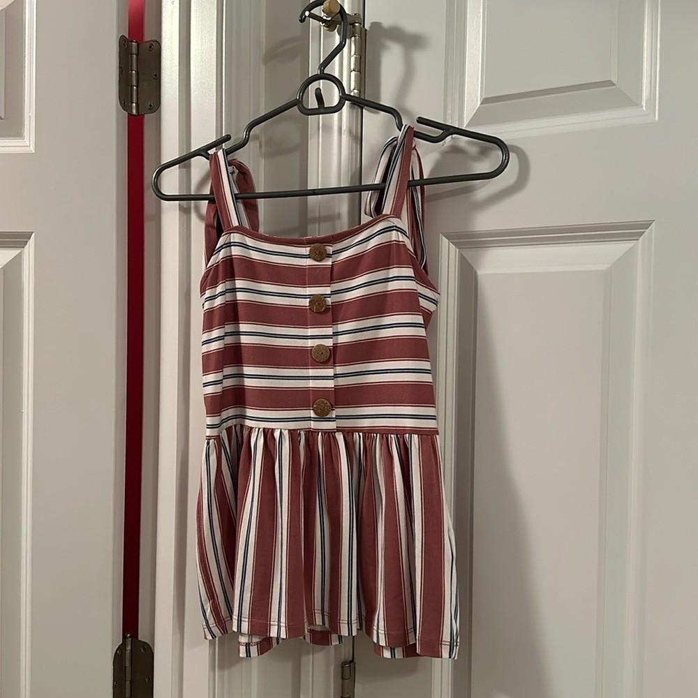striped top